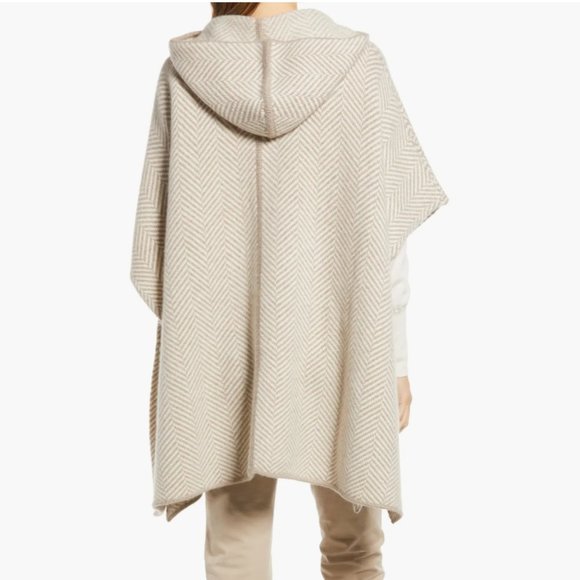 *Soft Luxury * Nordstrom 100% Cashmere Hooded Pattern Poncho BNWT Free Shipping - Picture 5 of 10